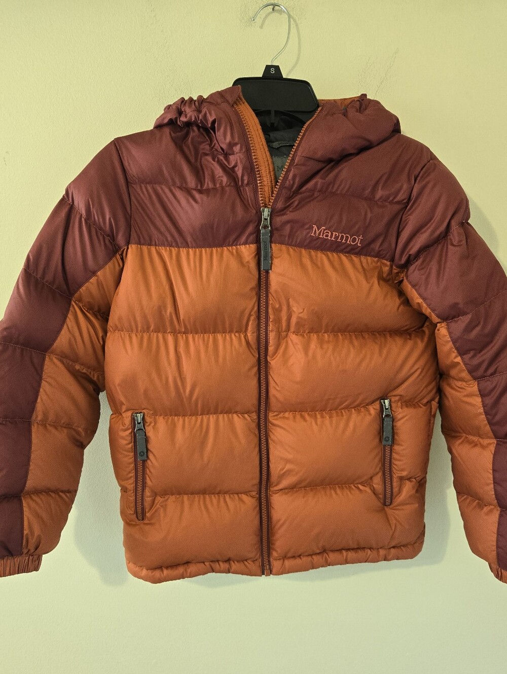 Marmot Kids Large 700 Fill Down Hooded Puffer Jacket Rust Burgundy Winter Coat